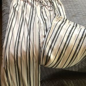 American Eagle pants